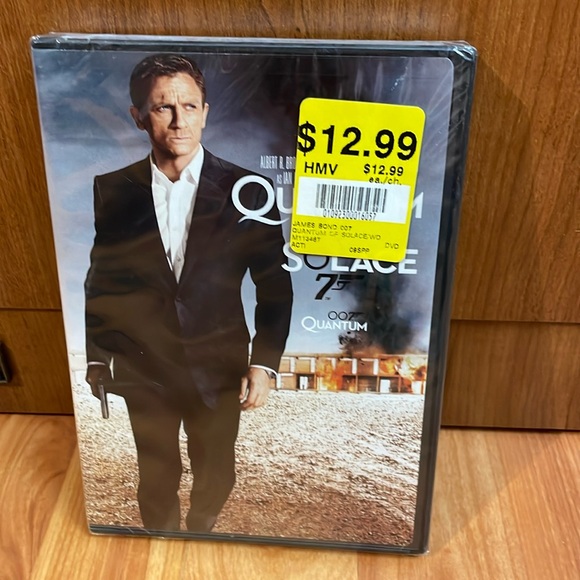 New Sealed DVD James Bond movie "Quantum of Solace" 007 - Picture 1 of 2